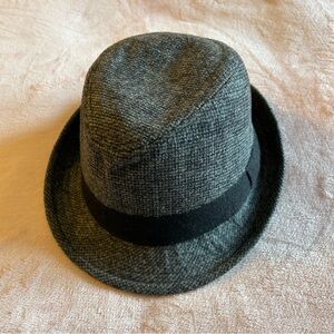 Urban Pipeline gray and black wool blend fedora size L/XL